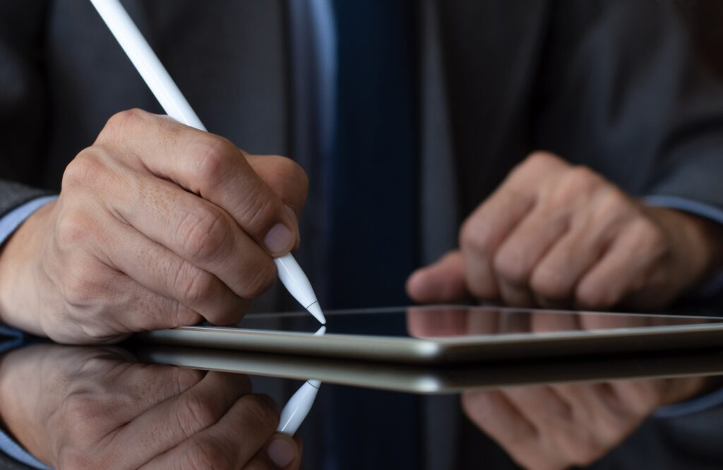 Getting a Signature Shouldn’t Take More Effort Than Winning the Deal